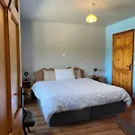 Doughlasha House V93rx64 Konukevi