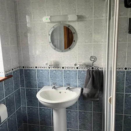 Pensjonat Doughlasha House V93rx64 3*