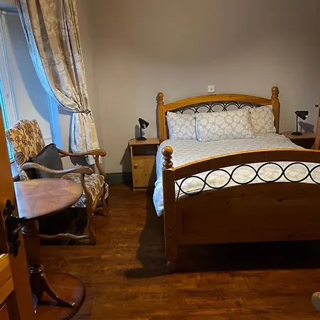 Гостевой дом Doughlasha House V93rx64 3*