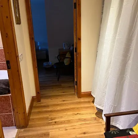 Doughlasha House V93rx64 Gasthuis