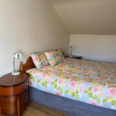 Pensjonat Doughlasha House V93rx64 Fossa