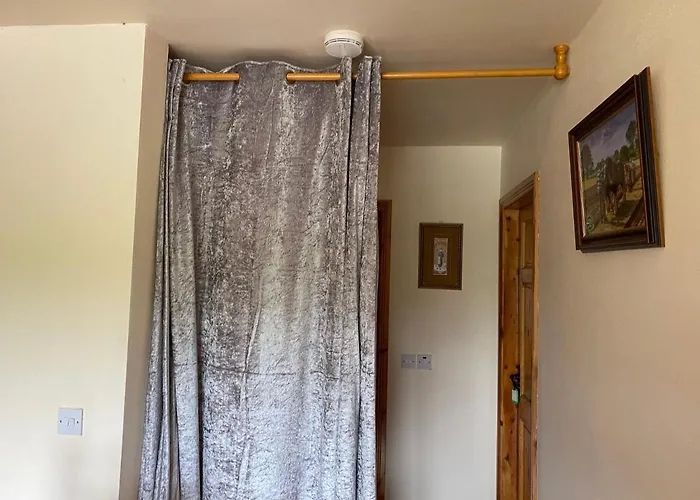 Doughlasha House V93rx64