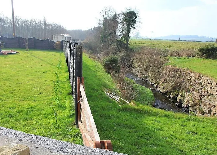 Doughlasha House V93rx64 招待所 3*